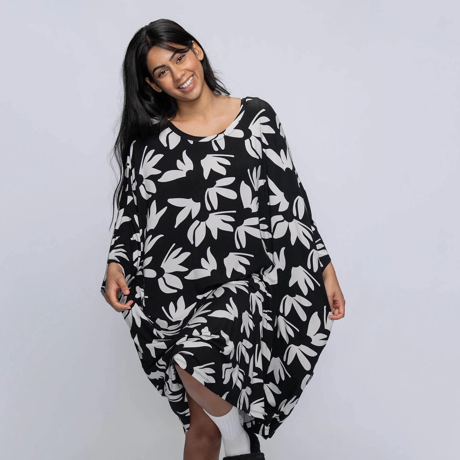 Black Floral - Image 2