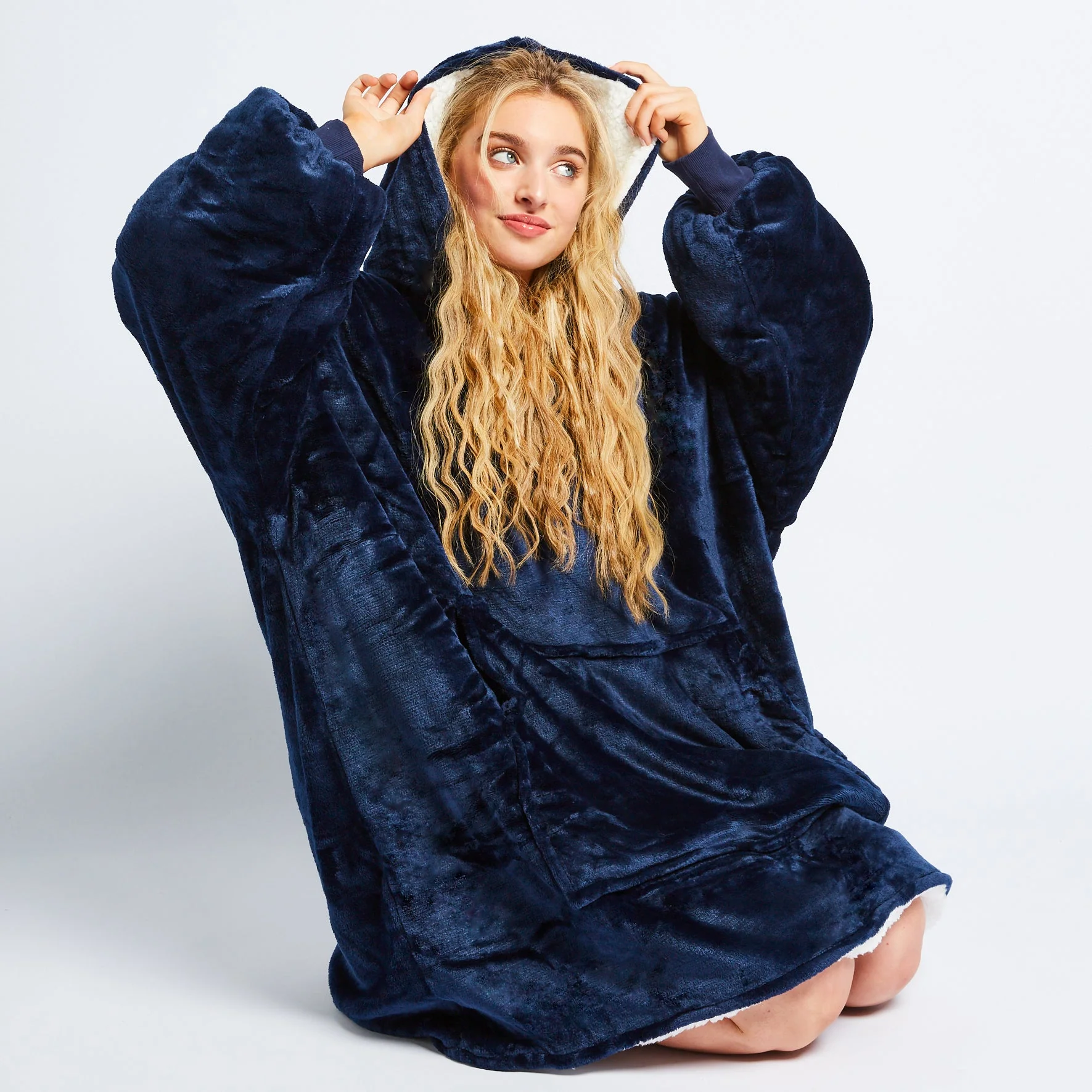 Navy - Image 3